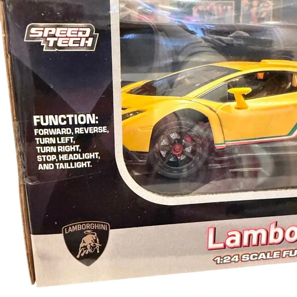 Speed Tech Lamborghini Veneno 124 Scale Full Function Radio Control Car Yellow‎